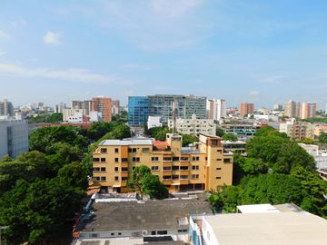 apartamento en arriendo/venta en altamira. Cod V89845