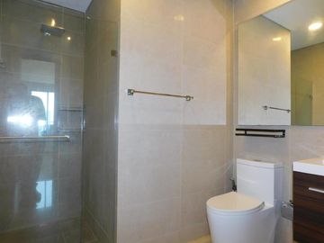 apartamento en arriendo/venta en altamira. Cod V89845