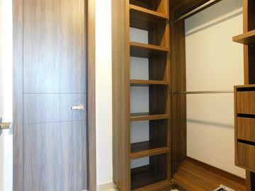 apartamento en arriendo/venta en altamira. Cod V89845