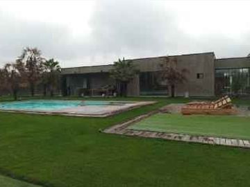 Parcela con casa en venta Fundo los Olivos