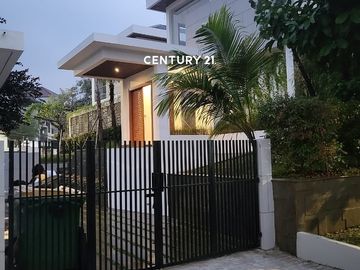 Rumah Mewah Rapih Strategis 2 Lantai Di Jaksel Of 11126