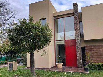 Casa en venta en Hudson