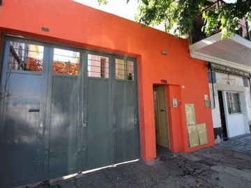 PH EN BLOCK CON 2 PROPIEDADES EN PLANTA BAJA