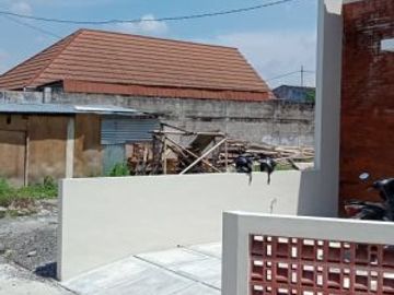Hunian Nyaman Tertata Rapih Dekat Jalan Godean km. 6 Sleman Yogyakarta