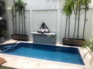 Casa en Venta, Del Valle, San Pedro Garza García