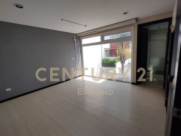 Casa residencial en venta cluster 999 Lomas de Angelópolis, Puebla.