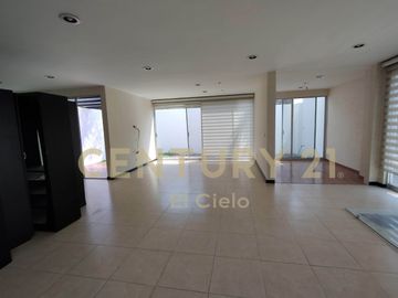 Casa residencial en venta cluster 999 Lomas de Angelópolis, Puebla.