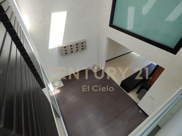 Casa residencial en venta cluster 999 Lomas de Angelópolis, Puebla.