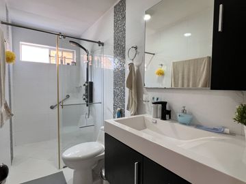 VENTA CASA, CONJUNTO QUINTAS DEL CAMPESTRE, CAÑAVERAL, FLORIDABLANCA. Cod V24355