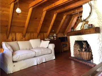 EN VENTA CHACRA CON DOS CASAS, QUINCHO Y GALPÓN CH-144