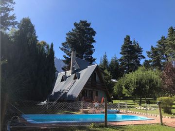 EN VENTA CHACRA CON DOS CASAS, QUINCHO Y GALPÓN CH-144