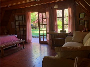 EN VENTA CHACRA CON DOS CASAS, QUINCHO Y GALPÓN CH-144