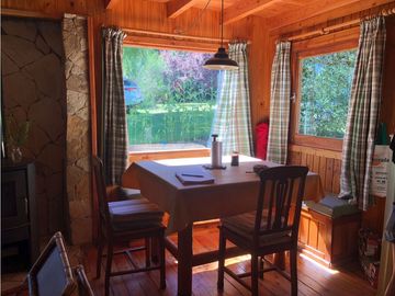 EN VENTA CHACRA CON DOS CASAS, QUINCHO Y GALPÓN CH-144