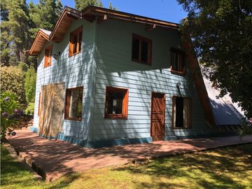 EN VENTA CHACRA CON DOS CASAS, QUINCHO Y GALPÓN CH-144