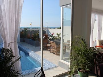 Se Vende Casa Cerca del Mar en Ballenita