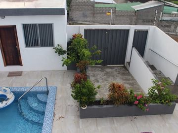 Se Vende Casa Cerca del Mar en Ballenita