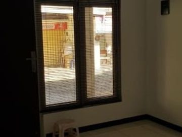 Rumah Semi Furniture di Perumahan Banyumanik Semarang