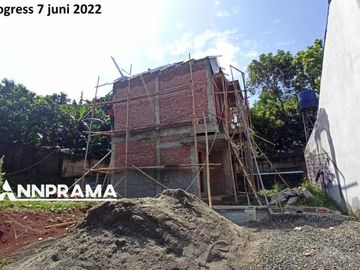 Rumah Mewah 2 lantai Dalam Perumahan di Tanah Baru Depok 1. 6 M an (reno)