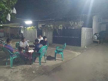 FOR SALE RUMAH LOKASI JALAN LAPANGAN MERAH JOGLO JAKBAR
