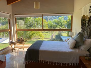 CASA EN VENTA, VALLE DE BRAVO