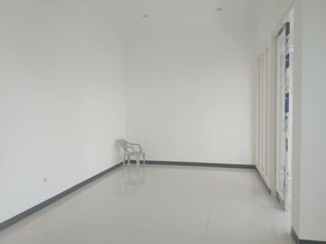 Di jual rumah baru jalan wisma permai tengah, surabaya