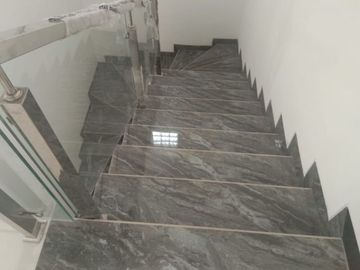 Di jual rumah baru jalan wisma permai tengah, surabaya