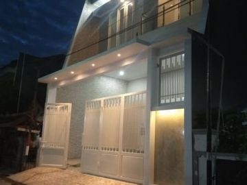 Di jual rumah baru jalan wisma permai tengah, surabaya