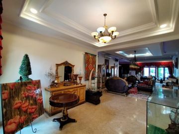 Single House di Pejaten dg Privat Pool Desain Klasik, Furnished HSE-A0541