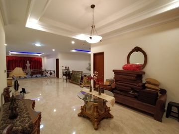 Single House di Pejaten dg Privat Pool Desain Klasik, Furnished HSE-A0541