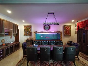 Single House di Pejaten dg Privat Pool Desain Klasik, Furnished HSE-A0541