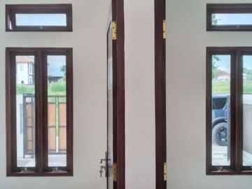 RUMAH SIAP HUNI BARU DIJUAL CEPAT DEKAT JALAN MANISRENGGO