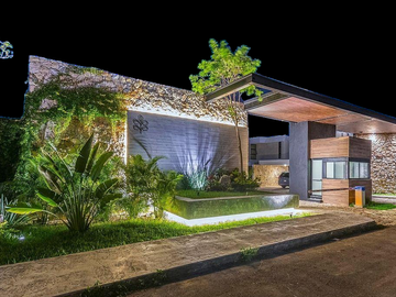 Último Terreno en venta en privada residencial en el norte de Mérida