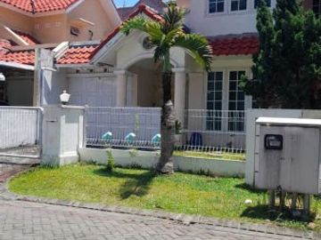 Dijual Rumah Di Villa Valensia, Pakuwon Indah KT