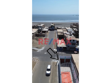 🌟🏡 ¡OPORTUNIDAD ÚNICA EN PUERTO MALABRIGO! 🏡🌟

Ubicada a dos cuadras de malecón con 3 fronteras. 

🔹 Área de Terreno: 216.10 m²
🔹 Área Construida