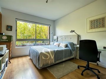 Espectacular departamento con amplios espacios y gran parque