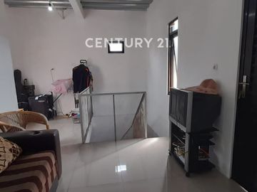 Rumah 3 Lantai Di Griya Prima Alam Asri Cimanggung Bandung