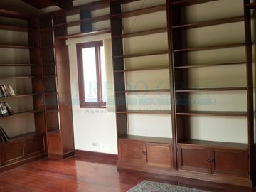 Casas Venta JR. 13 - LA MOLINA