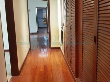 Casas Venta JR. 13 - LA MOLINA