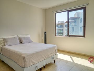 Departamento, 3 albercas, roof top con 5 jacuzzis