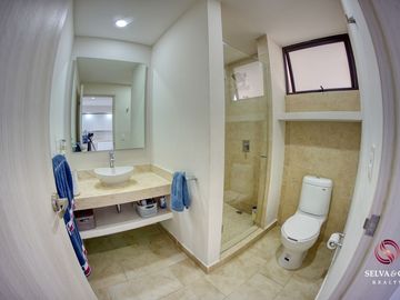 Departamento, 3 albercas, roof top con 5 jacuzzis