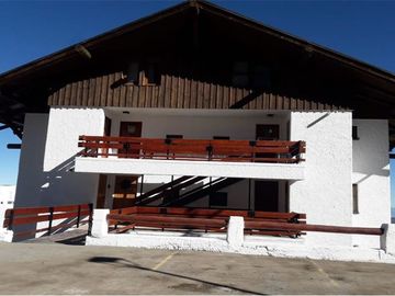 EL COLORADO - FARELLONES  VENDE REFUGIO