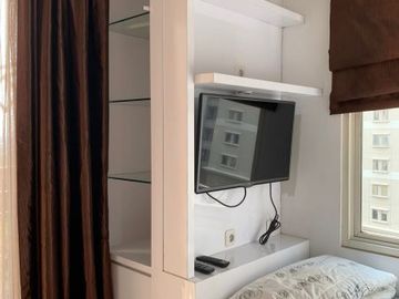 Disewakan Apartemen Royal Mediterania Garden Residences, 3BR Furnish
