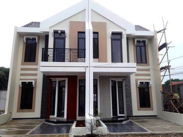 Rumah Murah Baru dekat Jalan Raya Bebas Banjir di Pamulang, Tangerang Selatan