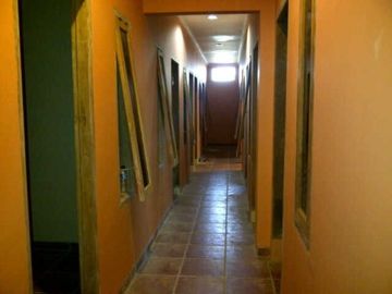 DIJUAL RUMAH + RUMAH KOST 19 KAMAR DEKAT DENGAN KAMPUS BINUS KBN JRK