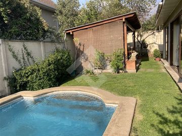 Casa en Venta en MATIAS COUSIÑO Y BURDEOS SUR