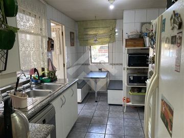 Casa en Venta en MATIAS COUSIÑO Y BURDEOS SUR