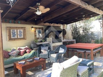 Casa en Venta en MATIAS COUSIÑO Y BURDEOS SUR