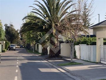 Casa en Venta en MATIAS COUSIÑO Y BURDEOS SUR