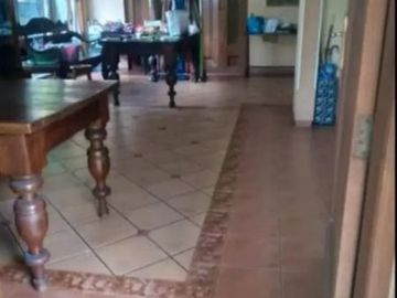 Rumah Gubeng Kertajaya STRATEGIS, DEKAT JALAN RAYA