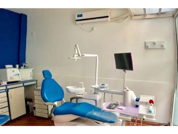 CHALET 4 AMB CON GARAGE - ZONA MATERNO INFANTIL
